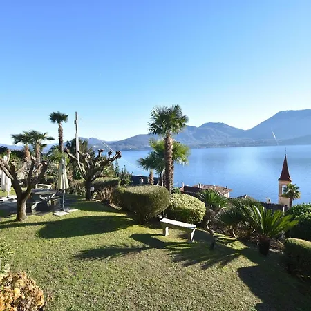 With Panoramic Views For 6 Vila *
