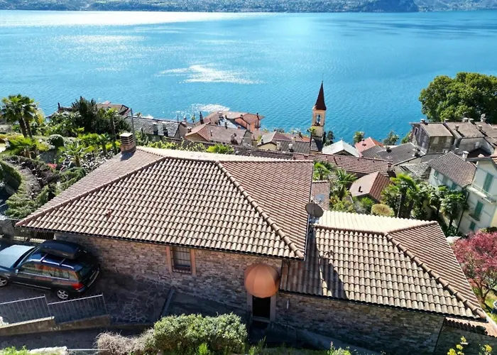 With Panoramic Views For 6 *