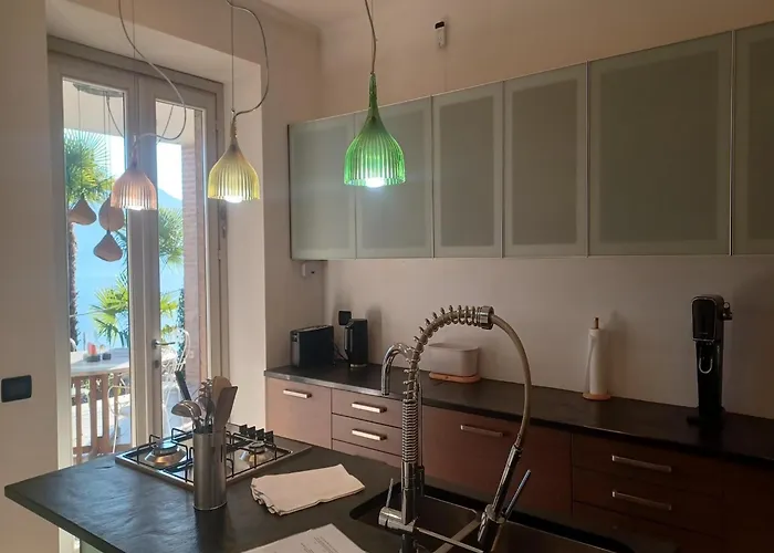 With Panoramic Views For 6 Villa Oggebbio