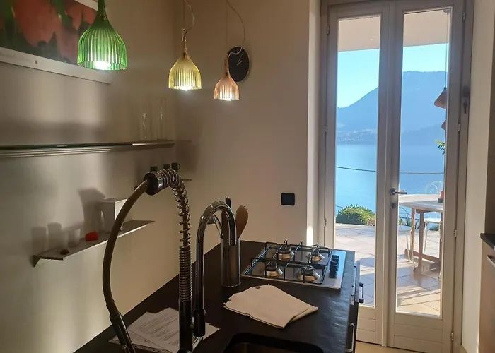 With Panoramic Views For 6 * 오게비오