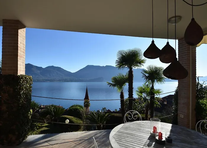 With Panoramic Views For 6 빌라 오게비오