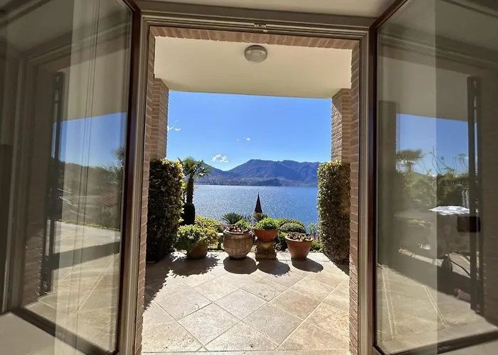 With Panoramic Views For 6 오게비오